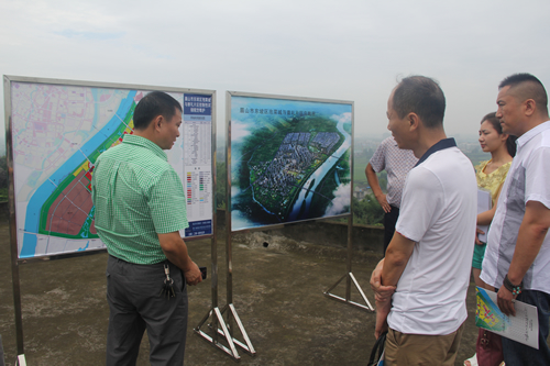河北商會(huì)考察崇禮新城項(xiàng)目(圖2) 河北商會(huì)考察崇禮新城項(xiàng)目(圖2)